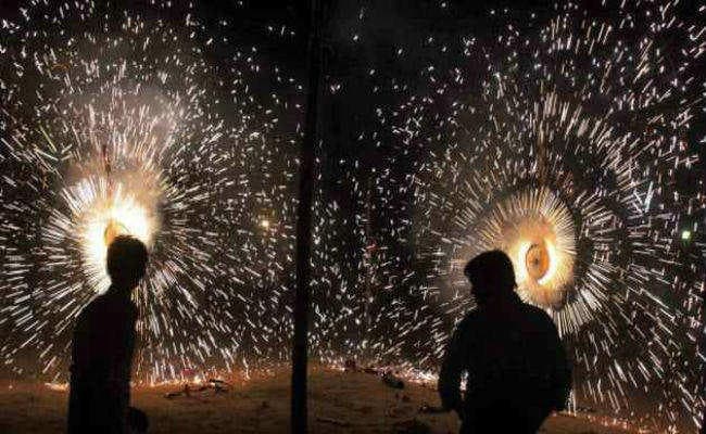 रात आठ से 10 बजे तक ही पटाखा फोड़ना सुनिश्चित करायें : एसएसपी