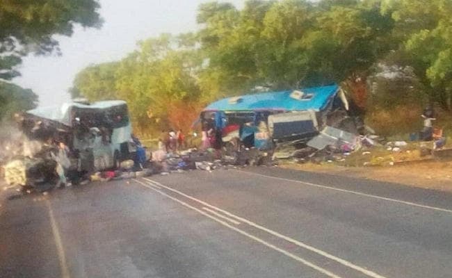 Zimbabwe : सड़क दुर्घटना में 47 लोगों की मौत
