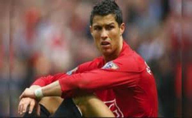 चैंपियन्स लीग : रीयाल मैड्रिड की बड़ी जीत, रोनाल्डो भी नहीं बचा पाये मैनचेस्टर यूनाइटेड को