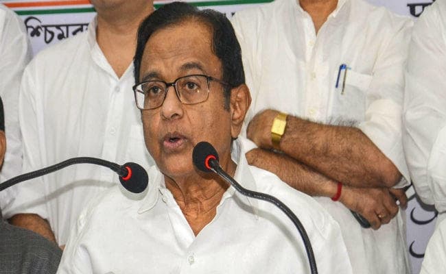 चिदंबरम का आरोप : रिजर्व बैंक को अपनी मुठ्ठी में करने की कोशिश कर रही है मोदी सरकार