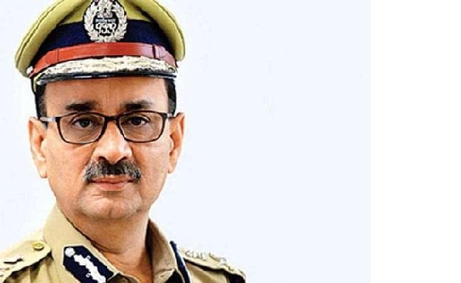 सीवीसी से मिले सीबीआई प्रमुख वर्मा, भ्रष्टाचार के आरोपों से इंकार किया