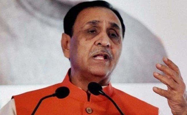 गुजरात के सीएम रूपाणी ने कहा – अहमदाबाद का नाम कर्णावती करने पर विचार