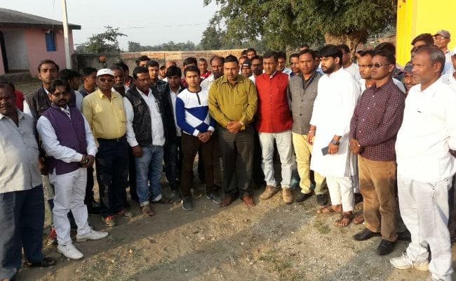 सुमित हत्याकांड : चंद्रवंशी समाज की बैठक, हत्यारों की गिरफ्तारी की मांग