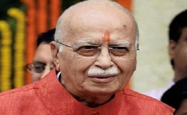 बिहार के राज्यपाल एवं मुख्यमंत्री ने दी लाल कृष्ण आडवाणी को जन्मदिन की शुभकामनाएं