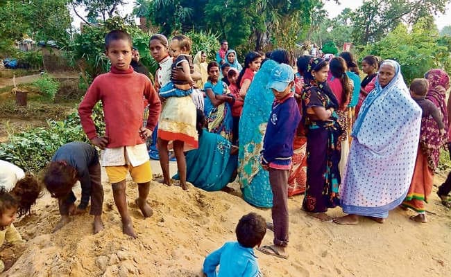 मसौढ़ी : खेलते-खेलते बालू के ढेर से दब गये दो बच्चे, मौत