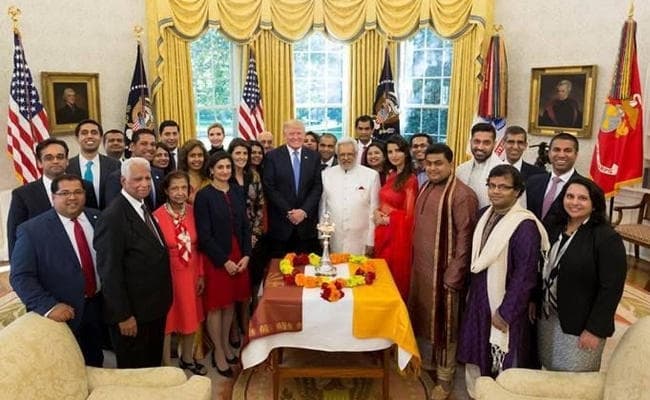 USA : 15 साल में पहली बार नहीं मनी दिवाली, जानें, कब दीप जलायेंगे राष्ट्रपति डोनाल्ड ट्रंप