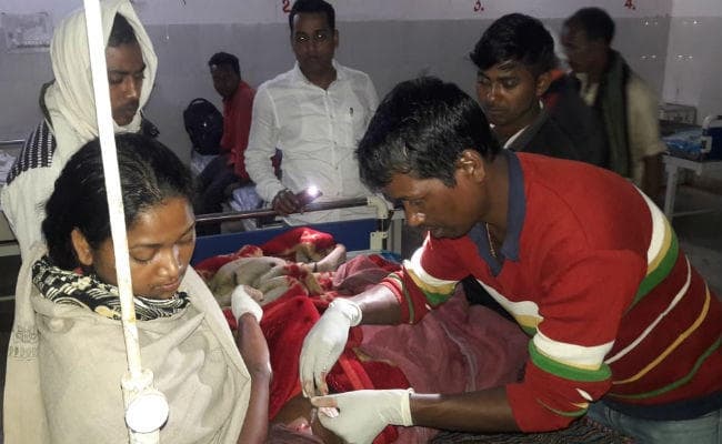 सिमडेगा : गैंग रेप के बाद नाबालिग को भुजाली से काटने का प्रयास, बचाने में एक आरोपी भी घायल