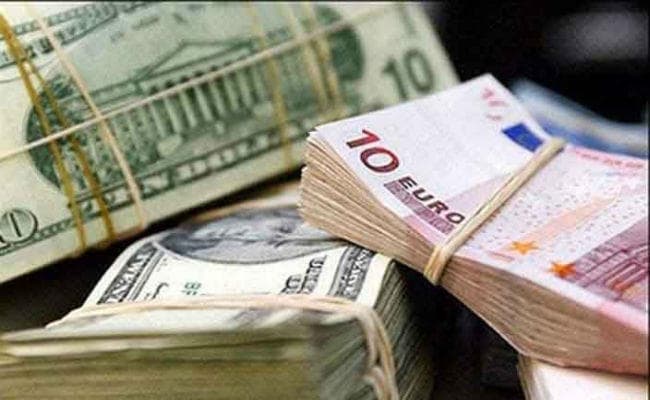 कई सप्ताह की गिरावट के बाद एक अरब डॉलर से अधिक बढ़ा विदेशी मुद्रा भंडार