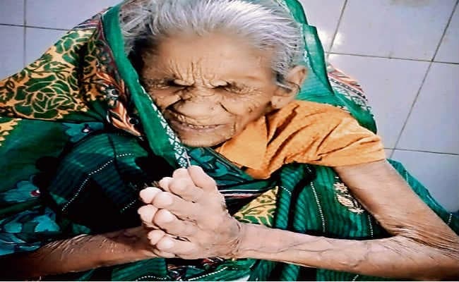 136 साल की महिला! कहते हैं मौत इनके घर का रास्ता भूल गयी