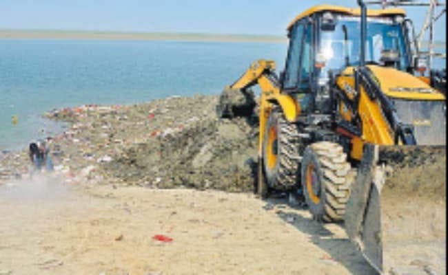 नहाय-खाय के साथ रविवार को महापर्व का होगा आगाज, निगम की तैयारियां अधूरी, दलदली और गंदगी से पटे घाटों पर कैसे होगा अर्घ अर्पण