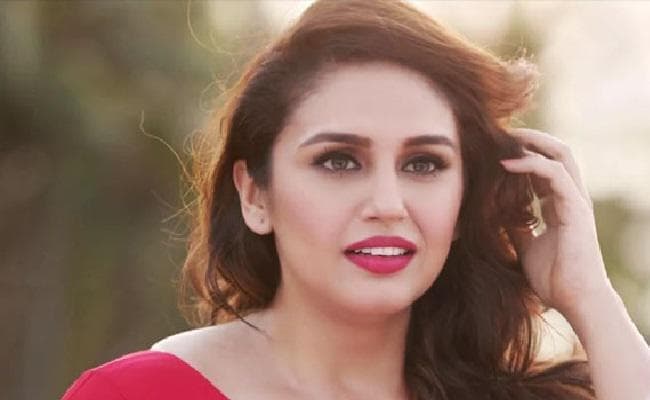 दीपा मेहता के साथ काम करने को लेकर उत्साहित हैं हुमा कुरैशी