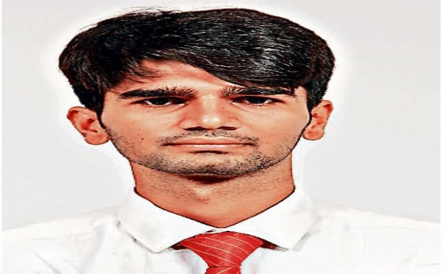 होटल के बाथरूम में मृत मिला एक्सएलआरआइ का स्टूडेंट, अंदर से बंद बाथरूम के टब में था शव, पास में छुरी मिली, गले पर जख्म