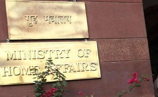 मोदी सरकार ने बीते एक साल में 25 नगरों और गांवों के नाम बदलने के प्रस्ताव को हरी झंडी दी