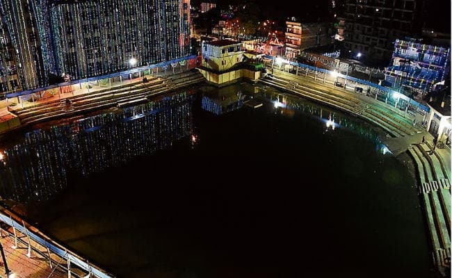 रांची : सजकर तैयार हैं घाट, आज देंगे सूर्य को अर्घ