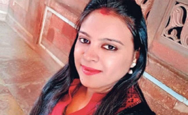 बेलूड़: 10 दिन पहले ही मां बनी थीं प्रियंका जायसवाल, डेंगू से मौत, नवजात अस्पताल में दाखिल