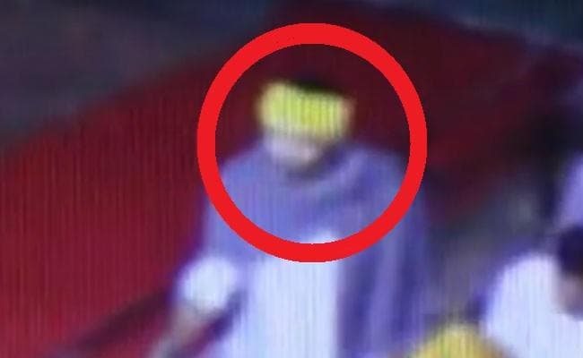 तेजप्रताप यादव ने परिजनों और मीडिया से दूर यहां बनाया अपना ठिकाना, ...जानें कहां रह रहे हैं?