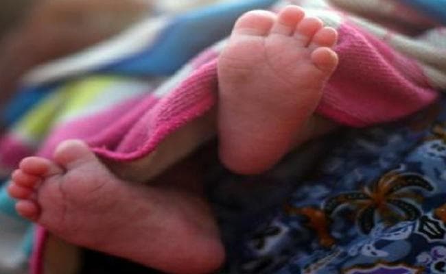 पत्नी ने खाना नहीं बनाया, तो गुस्से में पुत्री को पटक कर मार डाला