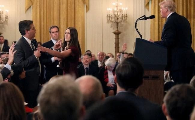 राष्ट्रपति ट्रंप को झटका, पत्रकार जिम एकोस्टा की मान्यता बहाल करने का आदेश