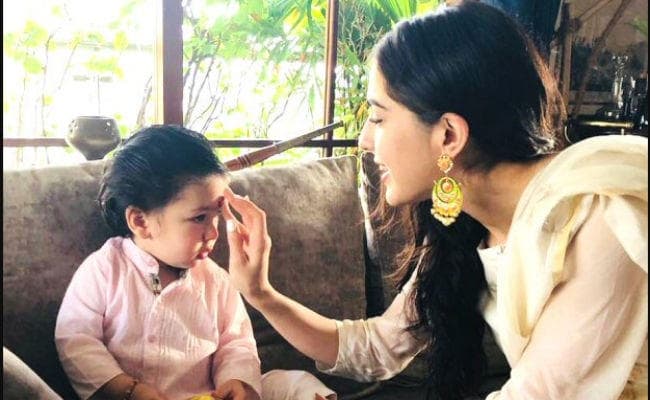 सारा अली खान को इस नाम से पुकारते हैं तैमूर, VIDEO