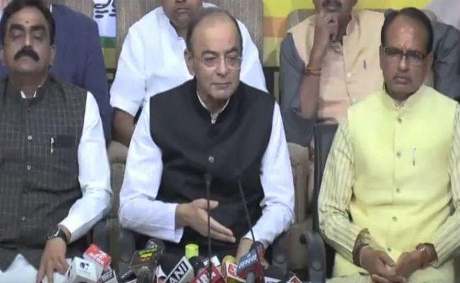 MP में घोषणापत्र जारी करते हुए बोले अरुण जेटली- नोटबंदी अत्यधिक नीतिपरक कदम था, ना कि राजनीतिक