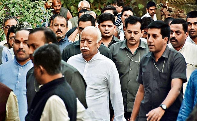 छह घंटे तक रांची में रहे मोहन भागवत, साधु, संत, बुद्धिजीवियों के अलावा जनजातीय सेवा से जुड़े संघ के लोगों से की मुलाकात