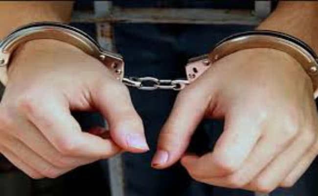 चीनी युवक गिरफ्तार, शनिवार को समुद्र में घायल हालत में मिला था