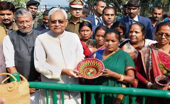 जंगल में सीएम रहे 20 घंटे सफारी का उठाया लुत्फ, थारूओं की मांग हुई पूरी, सिंधाव बनेगा प्रखंड मुख्यालय