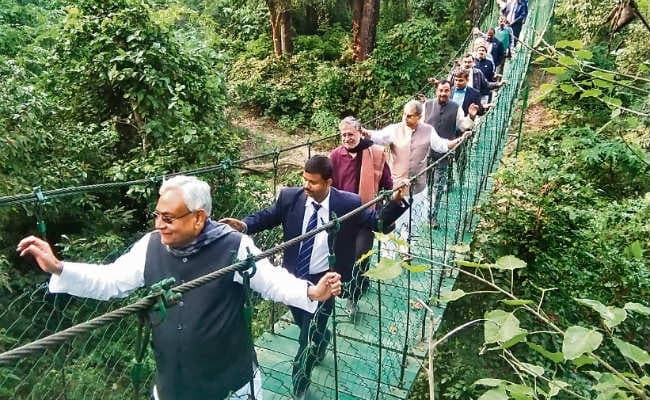 CM नीतीश ने कहा, वाल्मीकिनगर बनेगा बिहार का सम्मान, आज रोहतास में शेरशाह इंजीनियरिंग कॉलेज का करेंगे शिलान्यास