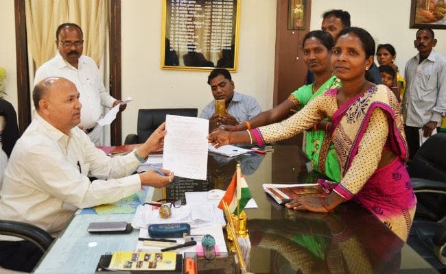 उपायुक्त ने दिया बालक छात्रावास में पेयजल सुविधा मुहैया कराने का निर्देश