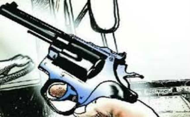 कोलकाता  :  रेकी के बाद सुपारी किलरों ने मारी गोली, एक दिन पहले दो लोगों ने आकर घर की रेकी की थी