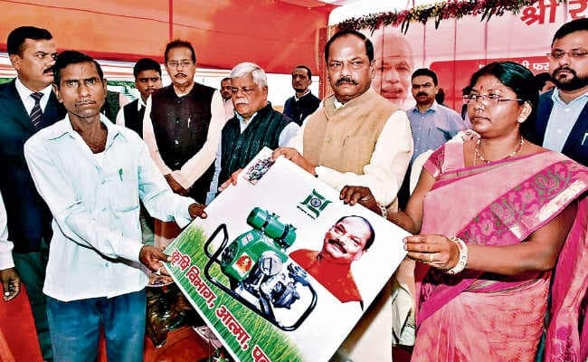 मेदिनीनगर : पारा शिक्षकों की गुंडागर्दी के आगे नहीं झुकेगी सरकार : रघुवर दास