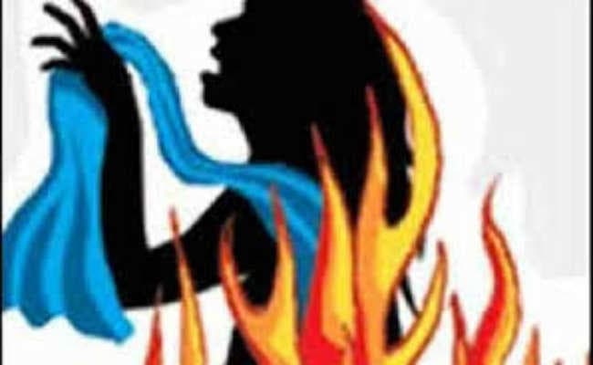 गर्भवती गृहवधू को जलाकर मारने की साजिश नाकाम, आरोपी पति-सास पहुंचे सलाखों के पीछे