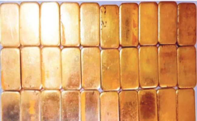 कोलकाता लाया जा रहा 4.98 किलो सोना जब्त