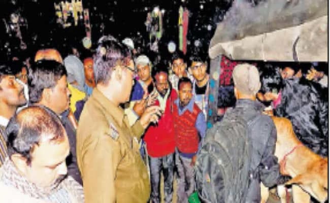 बिहार भेजे जा रहे 25 मवेशी जब्त, छापेमारी के दौरान ट्रक ड्राइवर और मवेशी व्यापारी भाग निकले