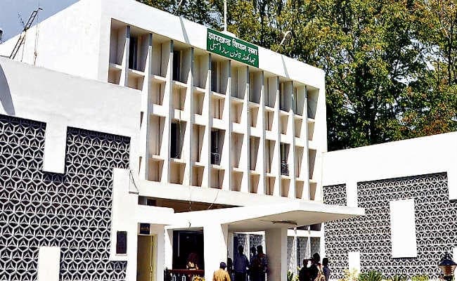 रांची : विस की 18वीं वर्षगांठ कल गवर्नर व सीएम होंगे शामिल