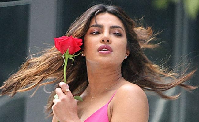 मुकेश अंबानी की बेटी ईशा के संगीत में परफॉर्म करेंगी प्रियंका चोपड़ा!