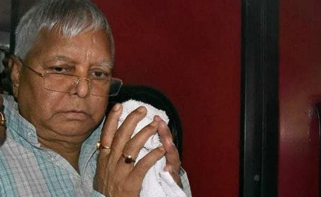 लालू यादव की तबीयत में हुआ सुधार, कहा- सिद्धांतों से समझौता नहीं कर सकता, चाहे फांसी हो जाये