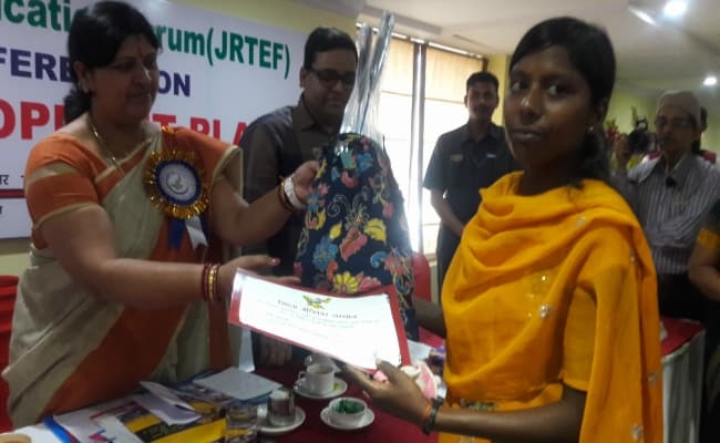 #Jharkhand@18years : रूमी कुमारी जिसने बाल विवाह के मिटाने के लिए छेड़ी जंग