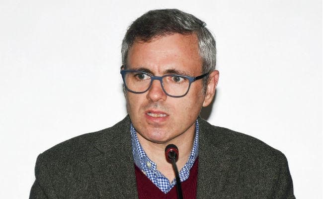 उमर अब्दुल्ला की मांग : J&K में सरकार बनाने के लिए खरीद-फरोख्त की रिपोर्टों को सार्वजनिक करें राज्यपाल