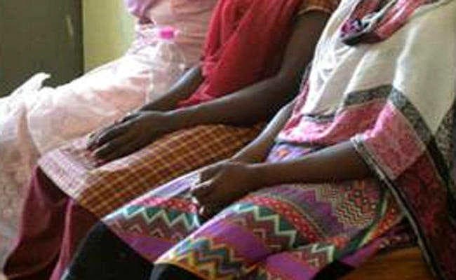 संदिग्ध स्थिति में तीन नाबालिग छात्राएं बरामद