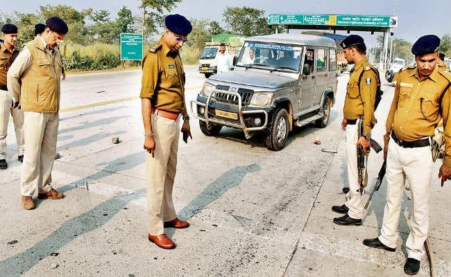 मुजफ्फरपुर से कैश लेकर जा रही बोलेरो को रोककर लूटपाट, गार्ड को गोली मारकर 52 लाख की लूट