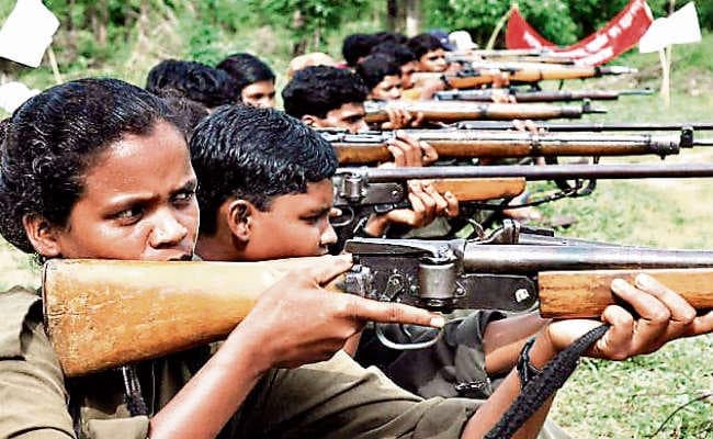 रांची : नक्सलियों के विरुद्ध तीन जिलों की सीमा पर बड़ा अभियान शुरू, दीवार लेखन कर नक्सलियों ने दी थी चेतावनी