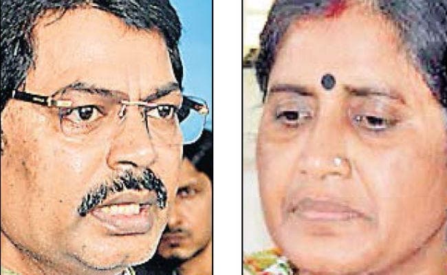 पूर्व मंत्री योगेंद्र साव, पत्नी की जमानत हो सकती है रद्द