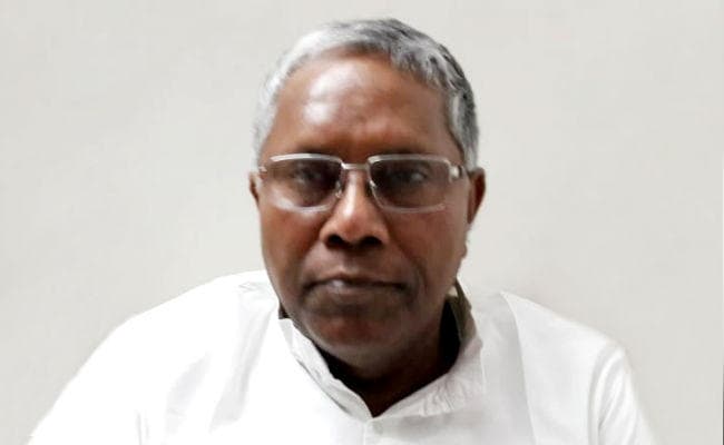 डेंगू की चपेट में आने पर पूर्व विस अध्यक्ष उदय नारायण चौधरी को ICU में कराया गया भर्ती, 11,000 तक पहुंचा प्लेटलेट्स