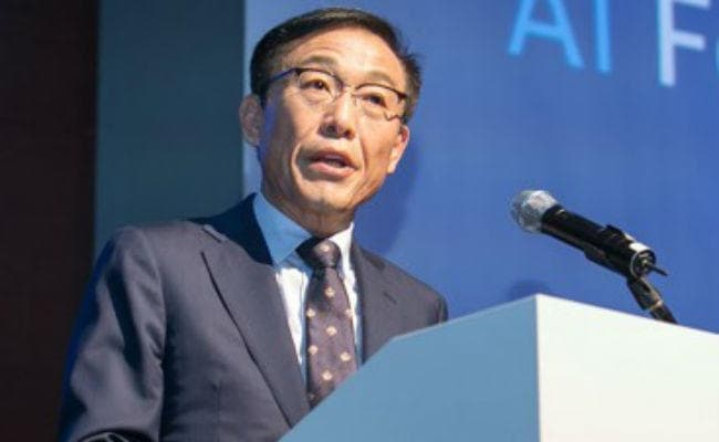 Samsung इलेक्ट्रॉनिक्स ने कारखाने में कैंसर से पीड़ित होने वाले कर्मचारियों से मांगी माफी