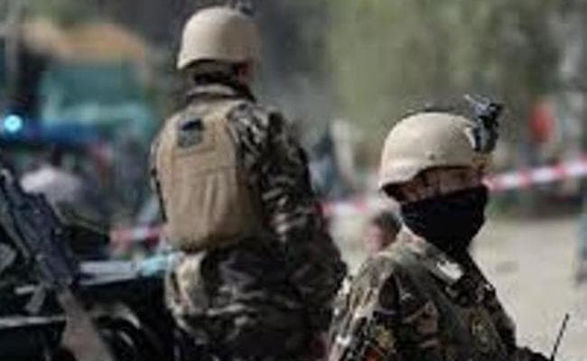 अफगान सैन्य अड्डे में स्थित मस्जिद में विस्फोट, 27 सैनिकों की माैत, 57 घायल