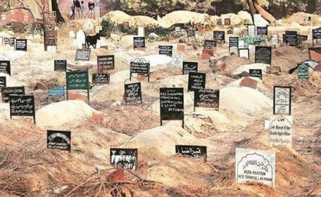 एक साल बाद दिल्ली में मुस्लिमों को दफनाने के लिए कब्र के लिए नहीं बचेगी जगह