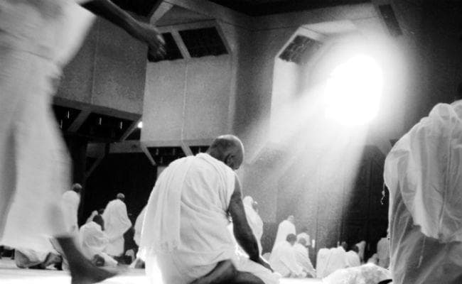 अंदर के प्रकाश से मिटेगा बाहर का अंधकार