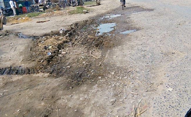 पटना : गंडक की धार देखने व बाघ की दहाड़ सुनने से पहले कराह रहे हैं पर्यटक