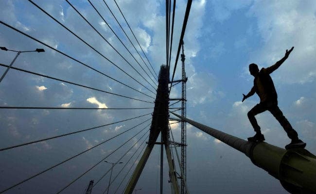 ''सिग्नेचर'' पर बढ़ा सेल्‍फी का क्रेज, केजरीवाल ने ट्वीट कर दी नसीहत